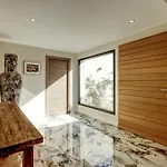 La Luxury Patio