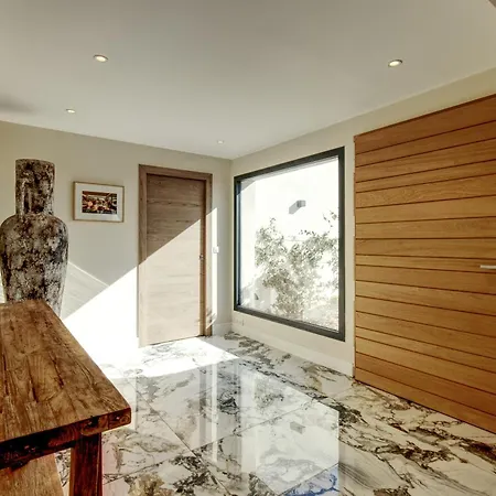 La Luxury Patio