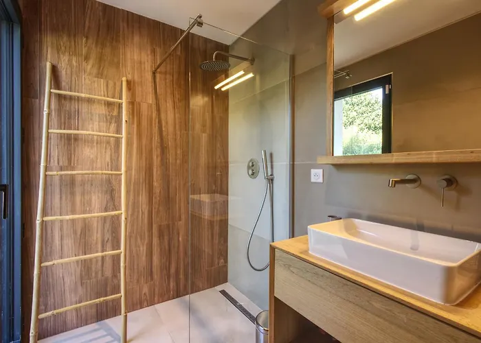 La Luxury Patio וילה Cirendinu